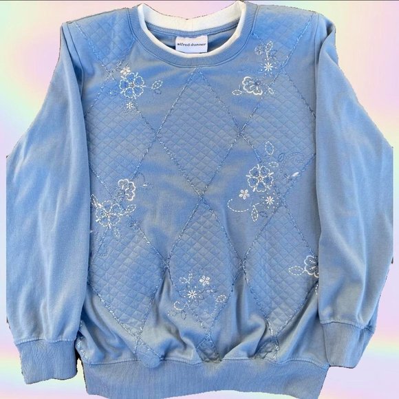 Alfred Dunner baby blue embroidered sweater SOFT AND CUTE! VINTAGE - Picture 1 of 3